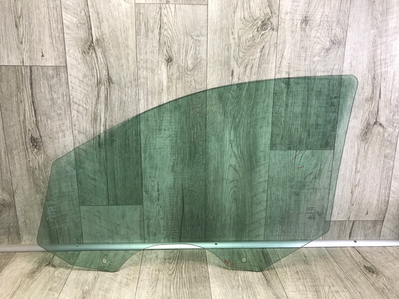 Стекло двери переднее правое JOURNEY 08-20 2008 3.5 EGF