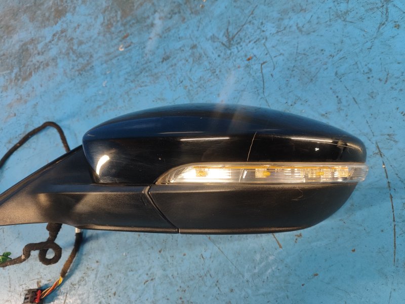 Зеркало левое VOLKSWAGEN PASSAT B8 14- 1.8 CPRA