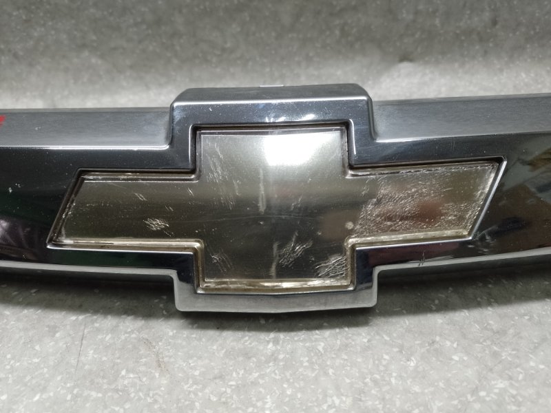 Накладка (молдинг) решетки радиатора EQUINOX 04-09 2005 3.4 LNJ Накладка (молдинг) решетки радиатора EQUINOX 04-09 2005 3.4 LNJ