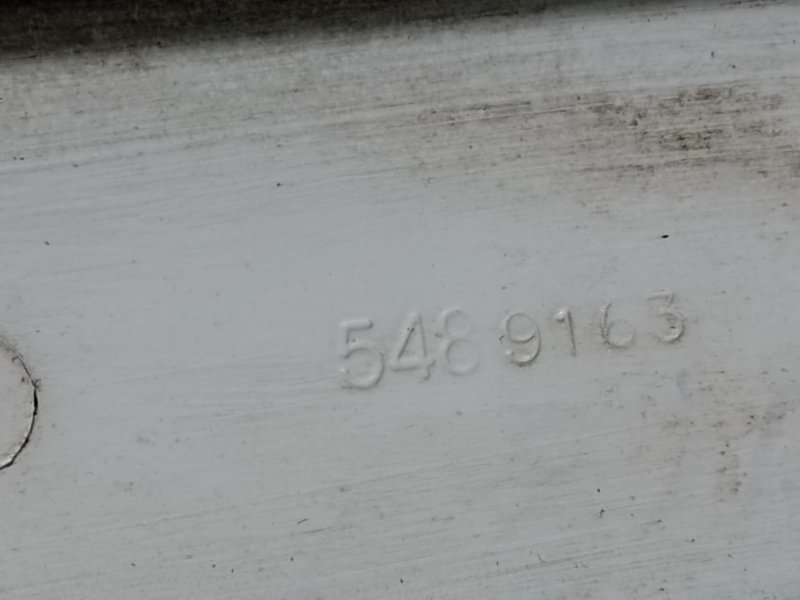 Заглушка рейлинга передняя левая EQUINOX 04-09 2005 3.4 LNJ Заглушка рейлинга передняя левая EQUINOX 04-09 2005 3.4 LNJ