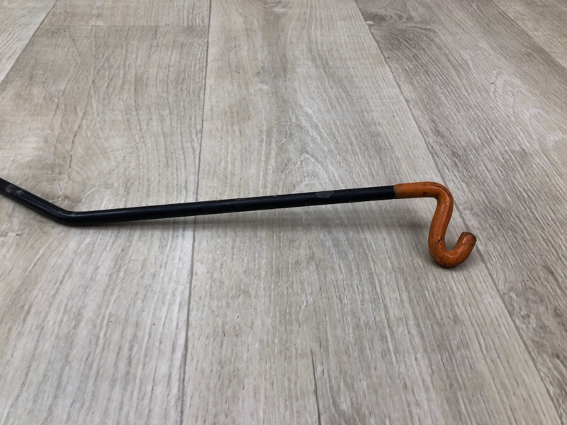 Упор капота VOLKSWAGEN JETTA USA 10-17 JETTA USA 10-17