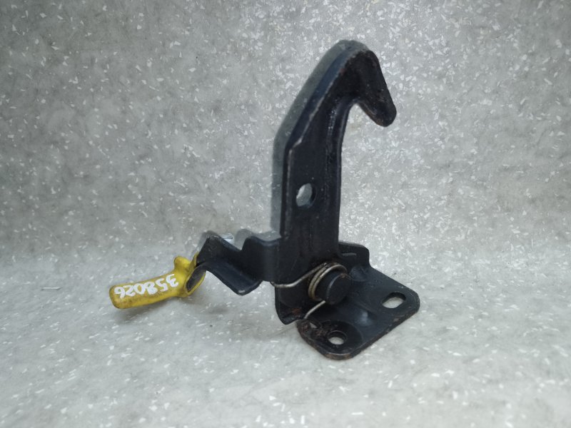 Крюк замка капота EQUINOX 04-09 2005 3.4 LNJ Крюк замка капота EQUINOX 04-09 2005 3.4 LNJ