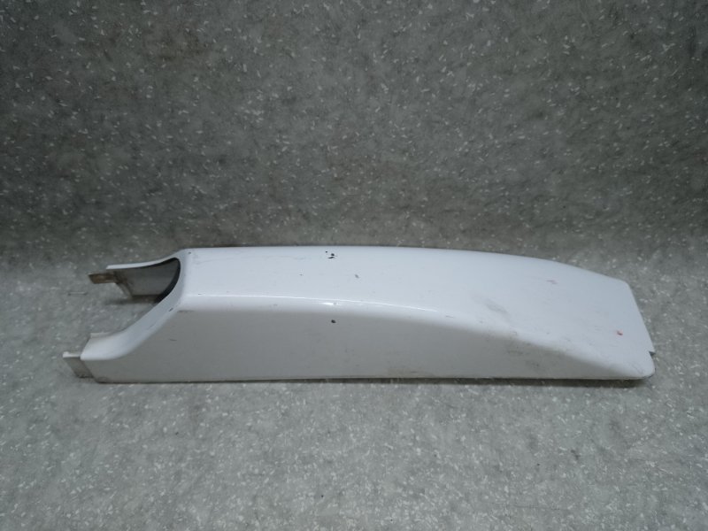 Заглушка рейлинга задняя правая EQUINOX 04-09 2005 3.4 LNJ Заглушка рейлинга задняя правая EQUINOX 04-09 2005 3.4 LNJ