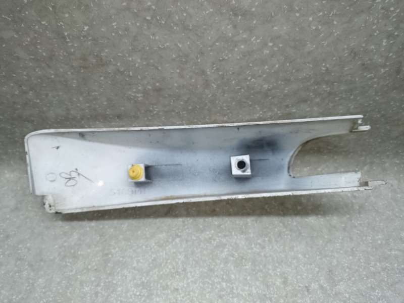 Заглушка рейлинга задняя правая CHEVROLET EQUINOX 04-09 3.4 LNJ Заглушка рейлинга задняя правая CHEVROLET EQUINOX 04-09 3.4 LNJ