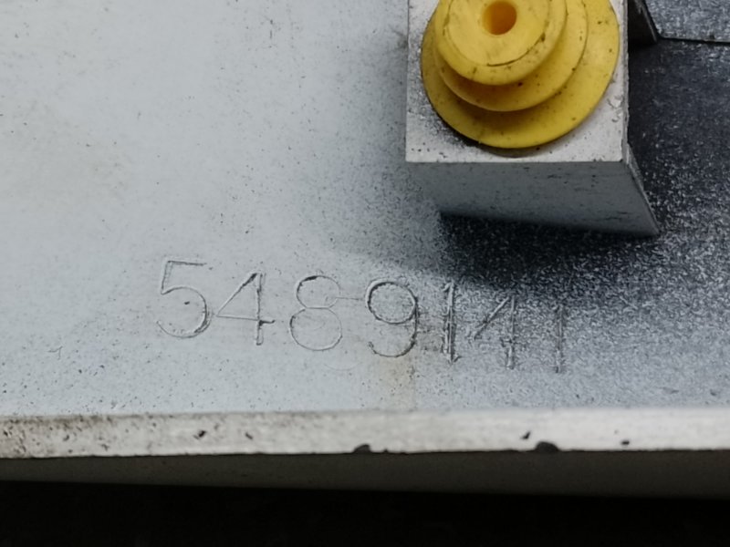 Заглушка рейлинга задняя правая EQUINOX 04-09 2005 3.4 LNJ Заглушка рейлинга задняя правая EQUINOX 04-09 2005 3.4 LNJ