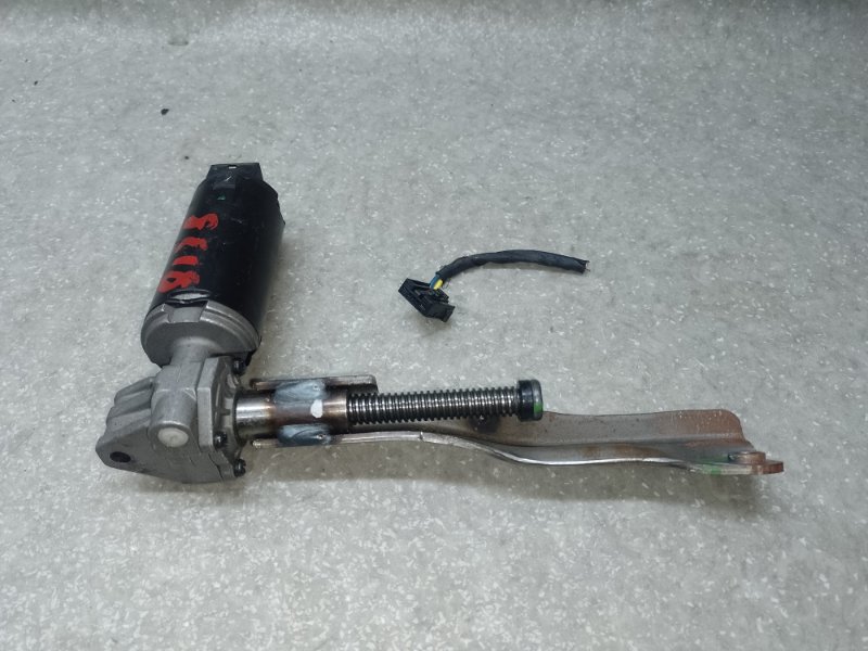 Моторчик регулировки сиденья передний левый CHEVROLET EQUINOX 09-17 2015 2.4 LEA 13578636 Б/У