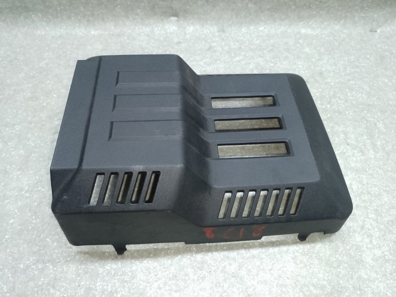 Крышка аккумулятора CHEVROLET EQUINOX 09-17 2015 2.4 LEA 25793539 Б/У