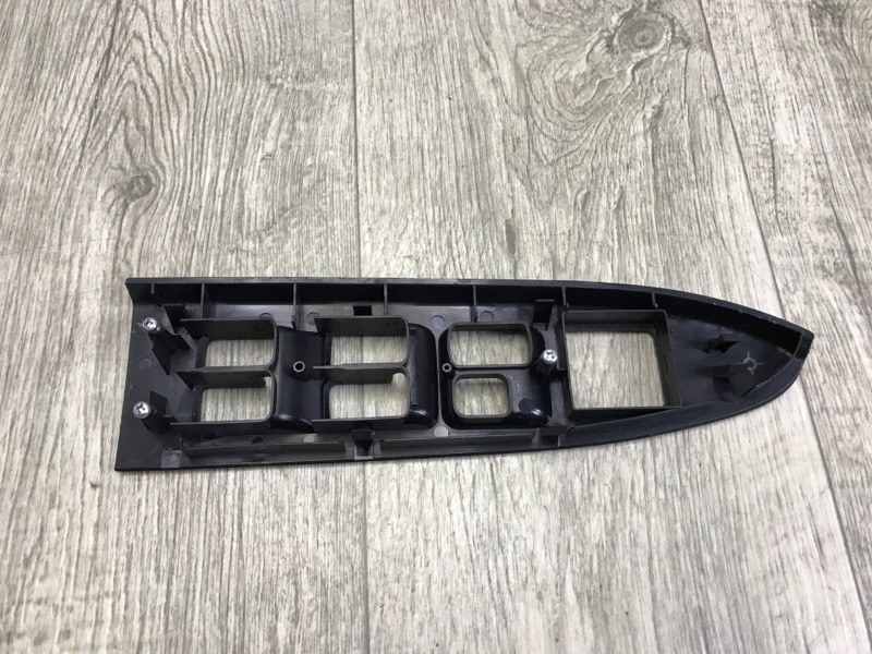 Накладка кнопок стеклоподъемника передняя левая GALANT 03-12 2010 Седан 2.4 4G69