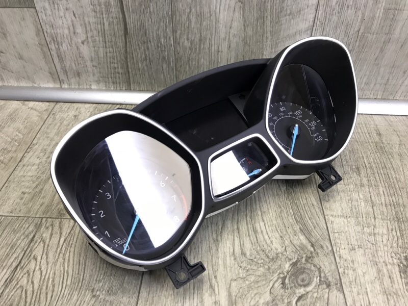 Панель приборов ESCAPE 12-19 2018 T15HDTX Панель приборов ESCAPE 12-19 2018 T15HDTX