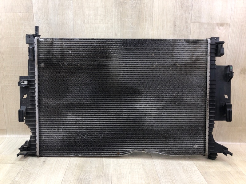 Запчасть радиатор основной FORD ESCAPE 12-19 2018 T15HDTX EJ7Z-8005-C Б/У Радиатор основной FORD ESCAPE 12-19 2018 T15HDTX EJ7Z-8005-C Б/У