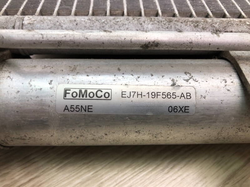 Радиатор кондиционера ESCAPE 12-19 2018 T15HDTX