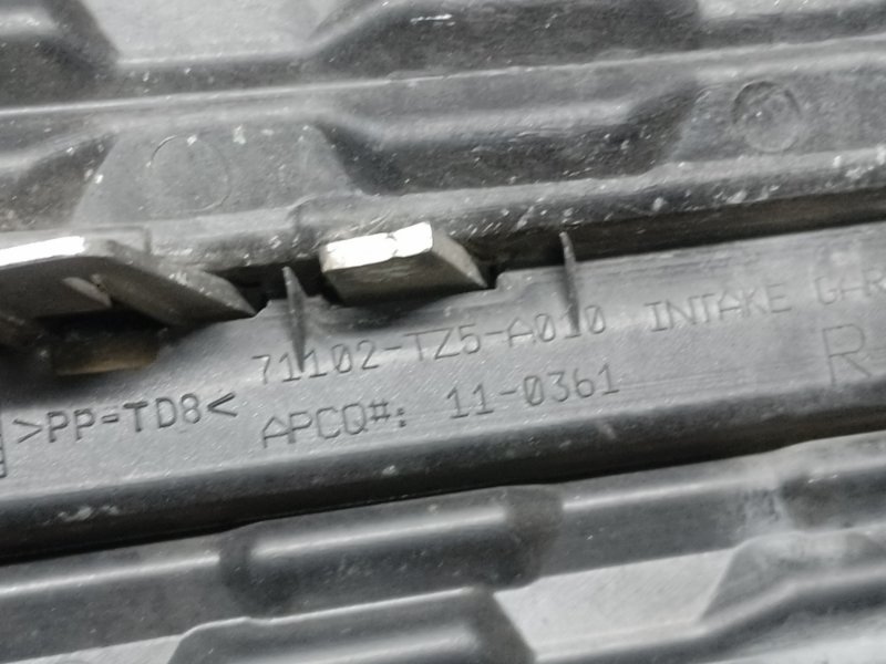 Накладка бампера передняя правая MDX (YD3) 13-21 2016 3.5 J35Y5