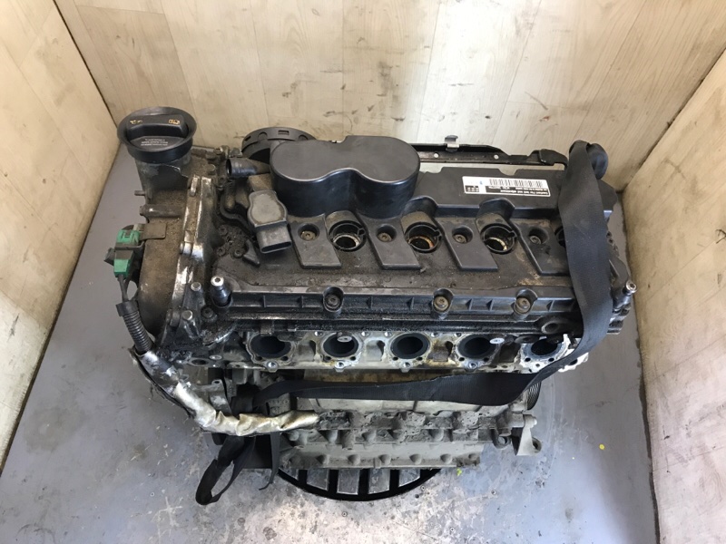 Двигатель на запчасти ( под ремонт ) JETTA USA 10-17 2.5 CBUA