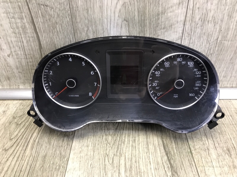 Панель приборов VOLKSWAGEN JETTA USA 10-17 2.5 5C6 920 952 B Б/У