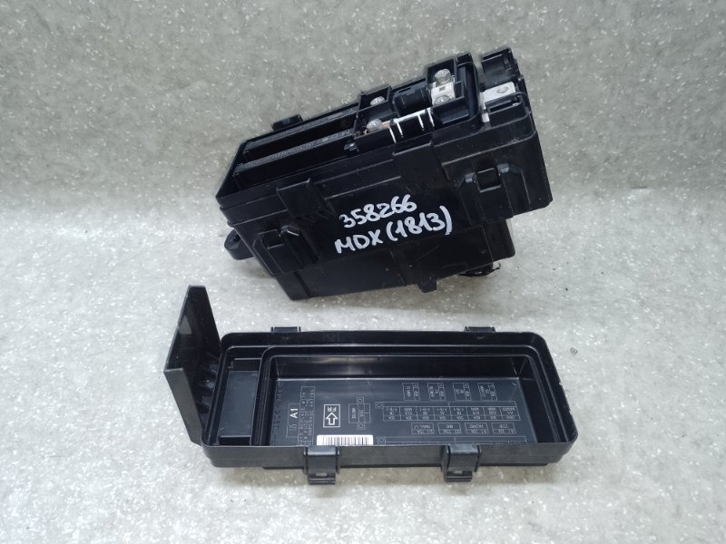 Запчасть блок предохранителей моторный отсек ACURA MDX (YD3) 13-21 2016 3.5 J35Y5 32120-TZ6-A11 Б/У Блок предохранителей моторный отсек ACURA MDX (YD3) 13-21 2016 3.5 J35Y5 32120-TZ6-A11 Б/У