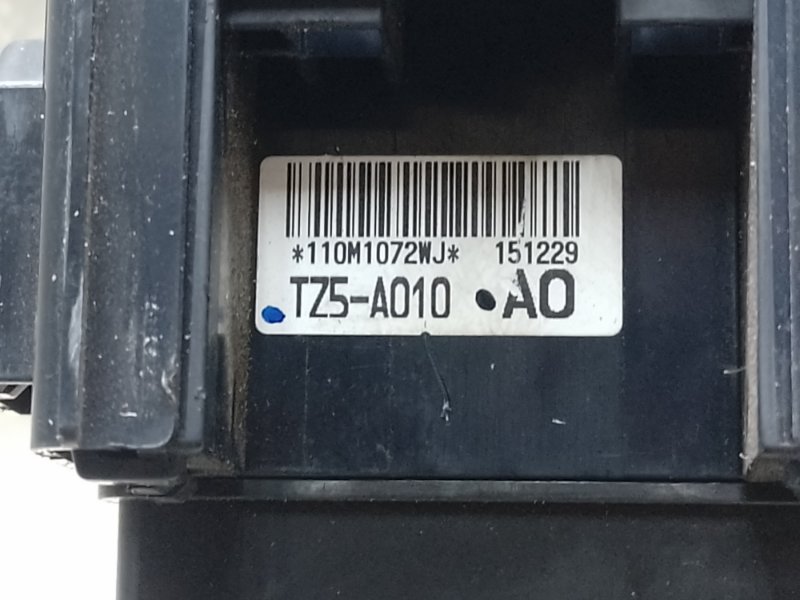 Блок предохранителей моторный отсек MDX (YD3) 13-21 2016 3.5 J35Y5 Блок предохранителей моторный отсек MDX (YD3) 13-21 2016 3.5 J35Y5