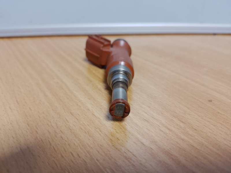 Форсунка топливная LEXUS RX300/330/350/400 03-09 Внедорожник 3.5 Форсунка топливная LEXUS RX300/330/350/400 03-09 Внедорожник 3.5