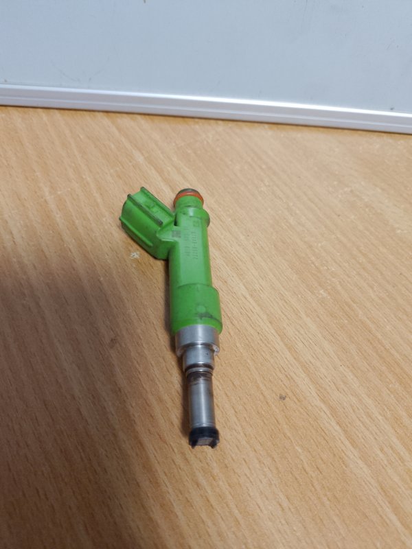 Запчасть форсунка топливная TOYOTA CAMRY 55 14-17 23209-09175 Б/У Форсунка топливная TOYOTA CAMRY 55 14-17 23209-09175 Б/У