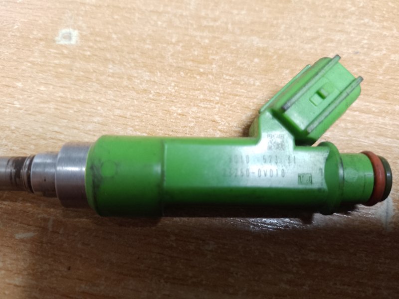 Форсунка топливная CAMRY 55 14-17 Форсунка топливная CAMRY 55 14-17