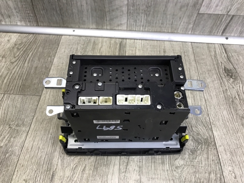 Магнитола COROLLA 150 06-13 2011 1.8 2ZRFE