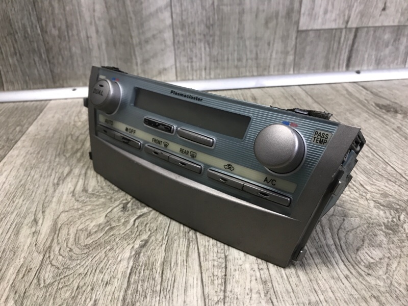 Блок управления печкой TOYOTA CAMRY 40 06-11 3.5 2GR-FE