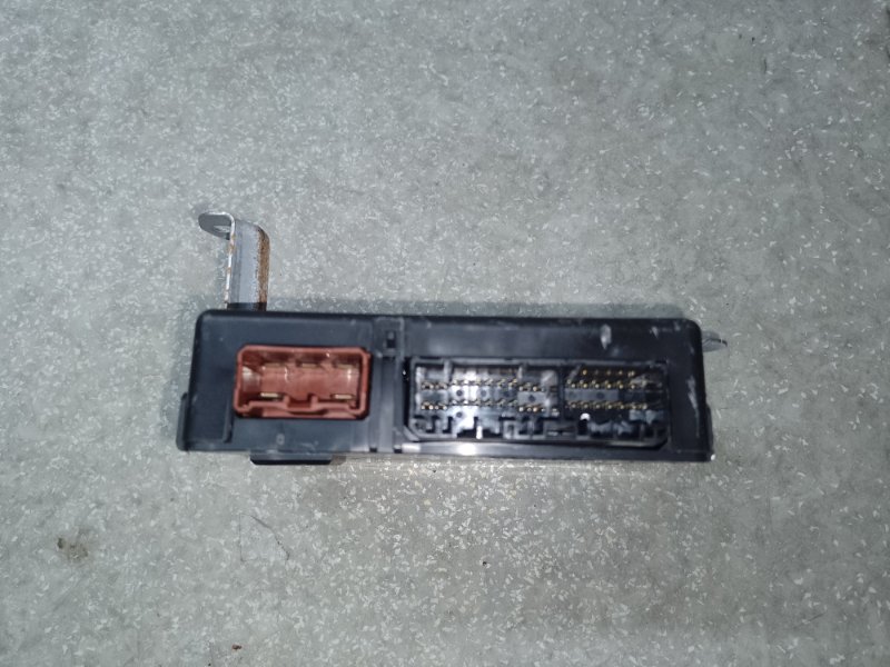 Блок управления крышкой багажника ACURA MDX (YD3) 13-21 3.5 J35Y5 Блок управления крышкой багажника ACURA MDX (YD3) 13-21 3.5 J35Y5