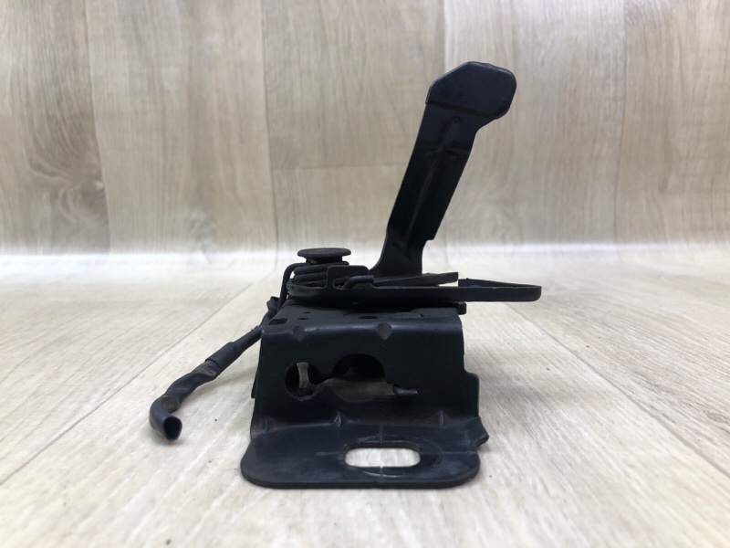 Замок капота SONIC 11-16 Замок капота SONIC 11-16