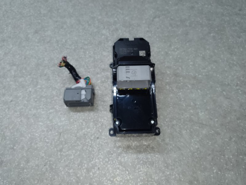 Блок управления стеклоподъемниками MDX (YD3) 13-21 2016 3.5 J35Y5