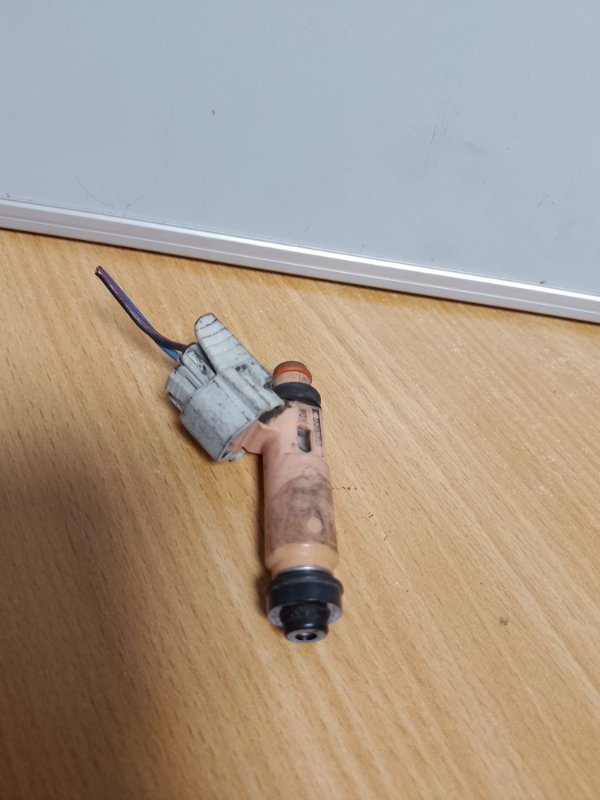 Запчасть форсунка топливная TOYOTA SOLARA 03-09 2008 MCV31 Кабриолет 3.3 3MZFE 23209-20030 Б/У Форсунка топливная TOYOTA SOLARA 03-09 2008 MCV31 Кабриолет 3.3 3MZFE 23209-20030 Б/У