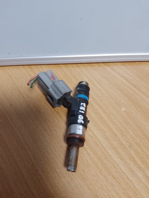 Форсунка топливная MITSUBISHI OUTLANDER XL 05-13 4B12 1465A205 Б/У