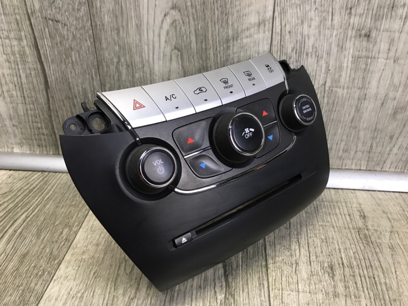 Блок управления печкой JOURNEY 08-20 2012 2.4 ED3