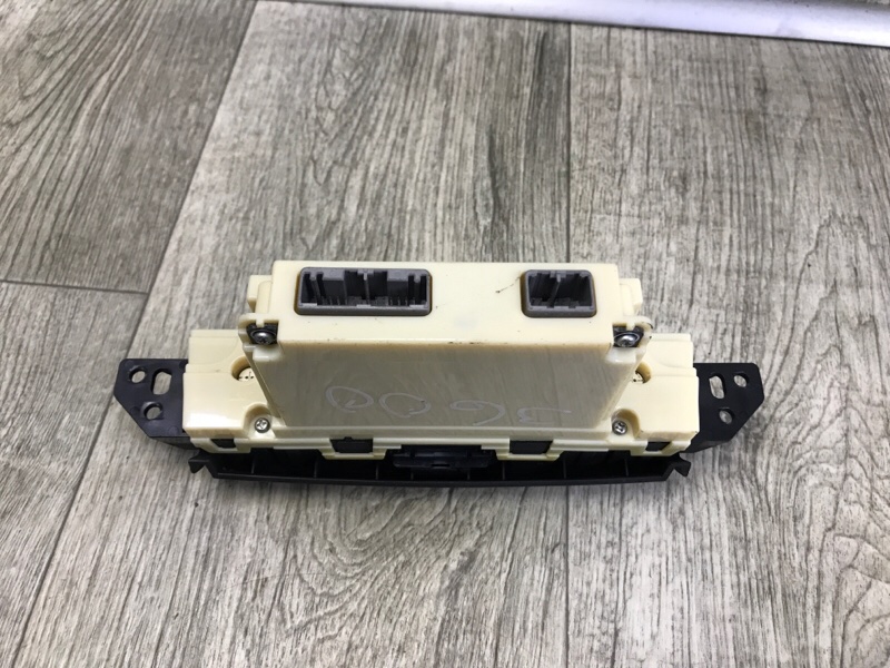 Блок управления печкой ACCORD CU8 / TSX 08-14 2010 2.4 K24Z3 Блок управления печкой ACCORD CU8 / TSX 08-14 2010 2.4 K24Z3