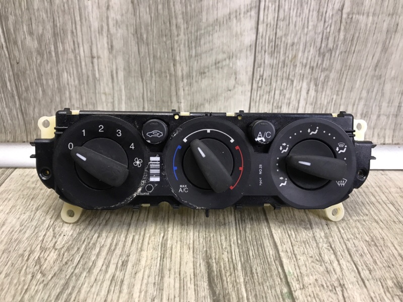 Блок управления печкой FORD FOCUS 10-18 2014 2.0 C20HDEX CM5Z-19980-D Б/У