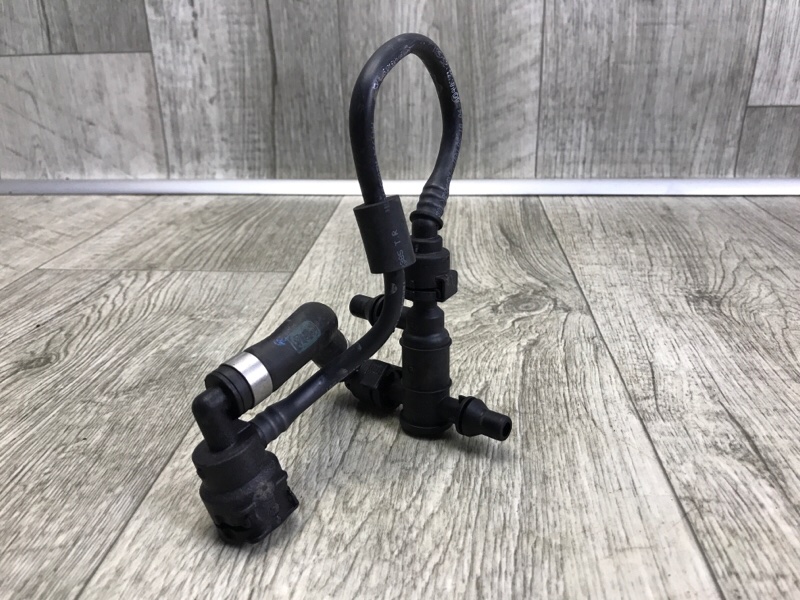 Клапан системы охлаждения C-CLASS W205 16-21 2017 M274920 2.0L