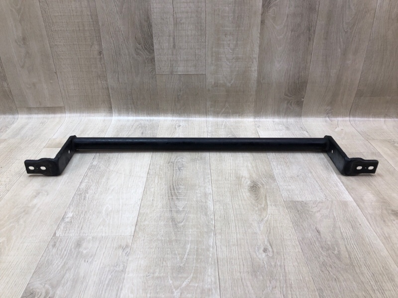 Усилитель переднего бампера FX S50 03-08 2005 3.5 VQ35DE Усилитель переднего бампера FX S50 03-08 2005 3.5 VQ35DE