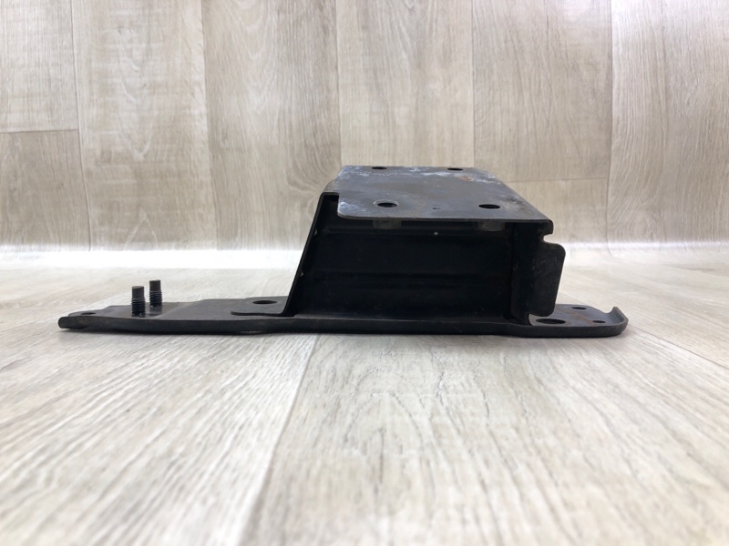 Кронштейн усилителя переднего бампера левый INFINITI FX S50 03-08 3.5 VQ35DE