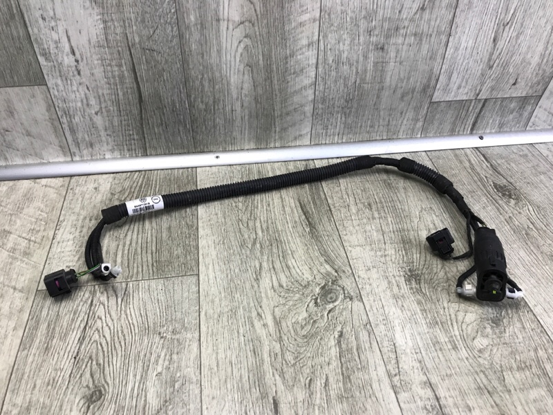 Насос омывателя стекла TIGUAN 16-23 2018 DGUA 2.0