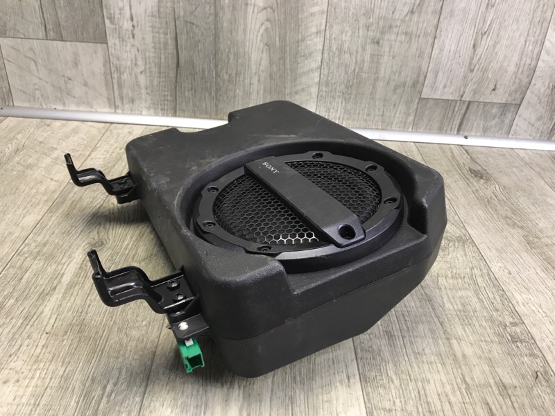 Сабвуфер FOCUS 10-18 2017 2.0 C20HDEX