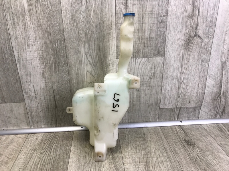 Бачок омывателя SUZUKI SX4 06-13 2009 J20A 38450-80J10 Б/У