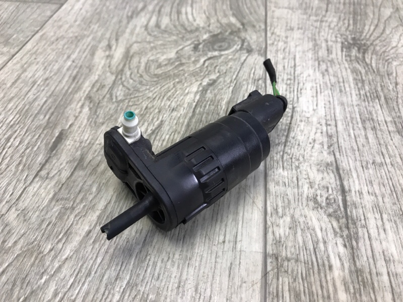 Насос омывателя стекла TIGUAN 08-17 2012 2.0 CCTA