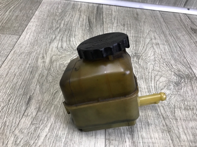 Бачок ГУР TOYOTA CAMRY 30 02-06 3.0 1MZFE