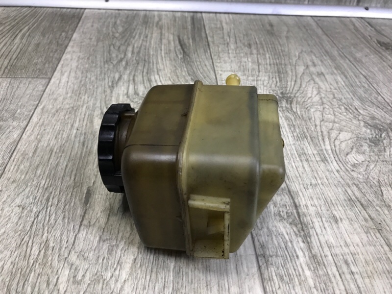 Бачок ГУР CAMRY 30 02-06 2002 3.0 1MZFE