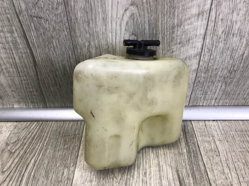 Бачок расширительный CAMRY 30 02-06 2002 3.0 1MZFE Бачок расширительный CAMRY 30 02-06 2002 3.0 1MZFE