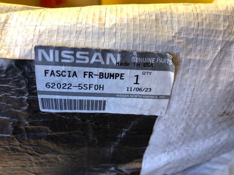 Бампер передний LEAF 18-