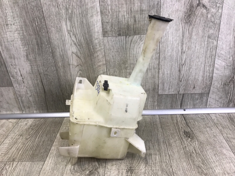 Бачок омывателя SIENNA 11-16 2014 3.5 2GR-FE