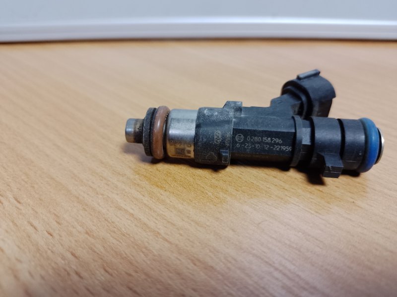 Форсунка топливная SENTRA B17 12-21 2013 Седан 1.8 Форсунка топливная SENTRA B17 12-21 2013 Седан 1.8