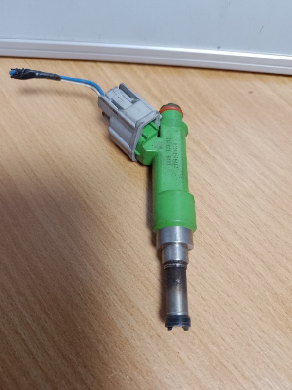 Форсунка топливная TOYOTA CAMRY 50 12-15 2012 ASV50 2.5 2ARFE 23209-09175 Б/У