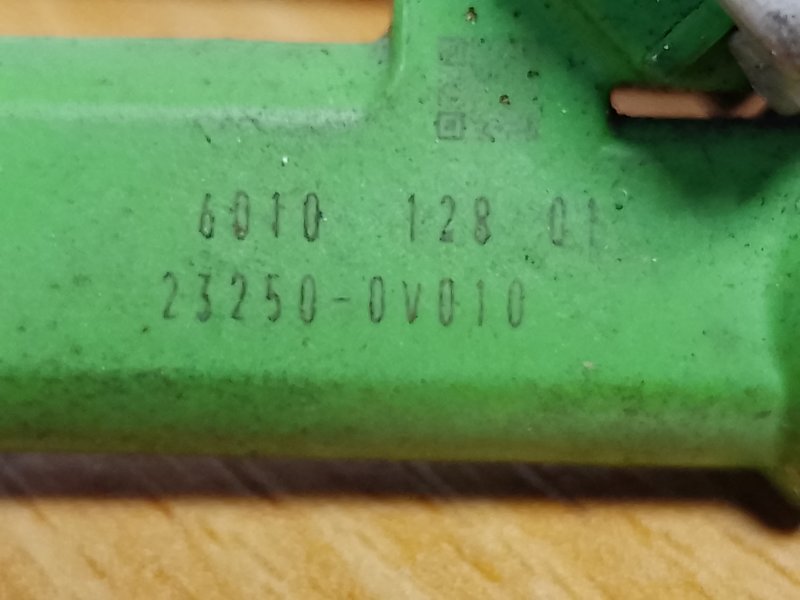 Форсунка топливная CAMRY 50 12-15 2012 ASV50 2.5 2ARFE