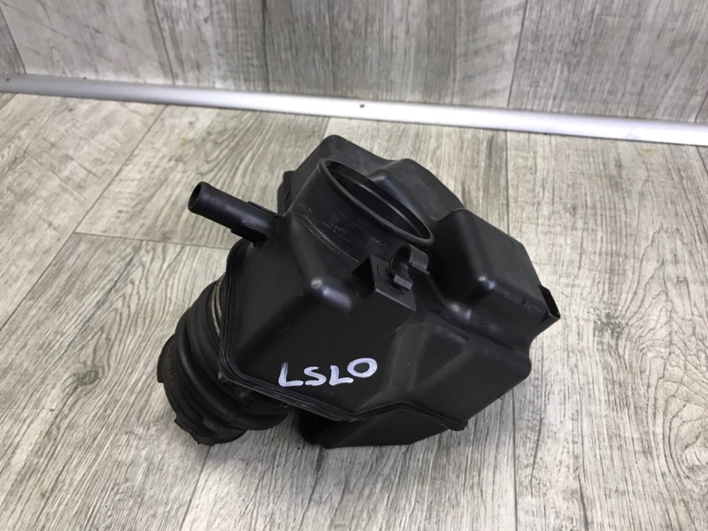 Резонатор воздушного фильтра CAMRY 30 02-06 2002 3.0 1MZFE