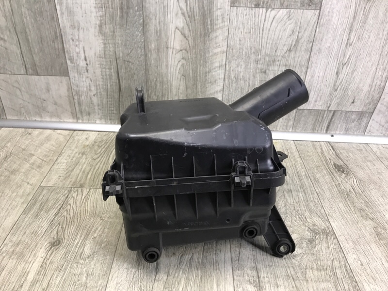 Корпус воздушного фильтра MITSUBISHI OUTLANDER GF 12- 2.4 4J12